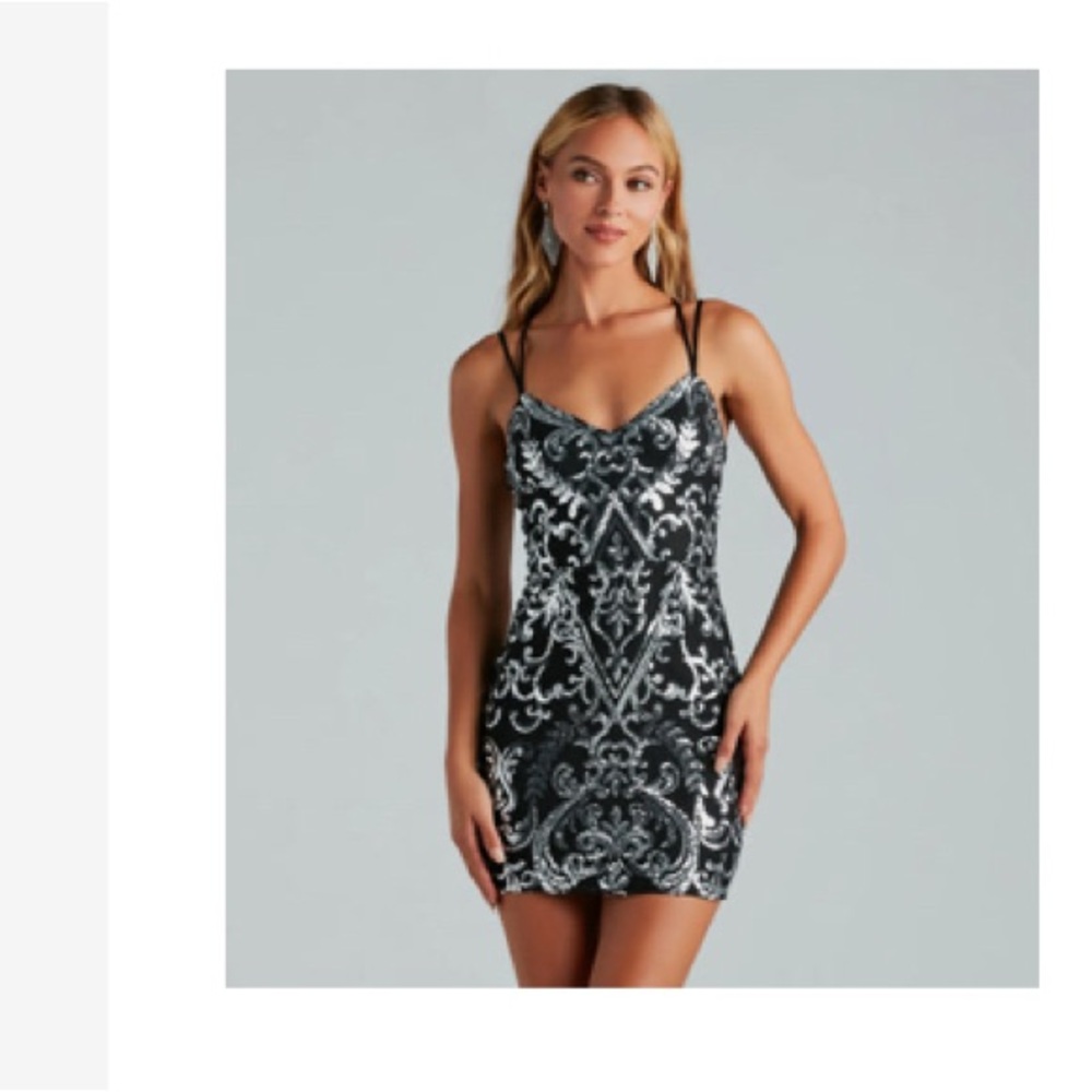 Elegant Black and White Patterned Dress